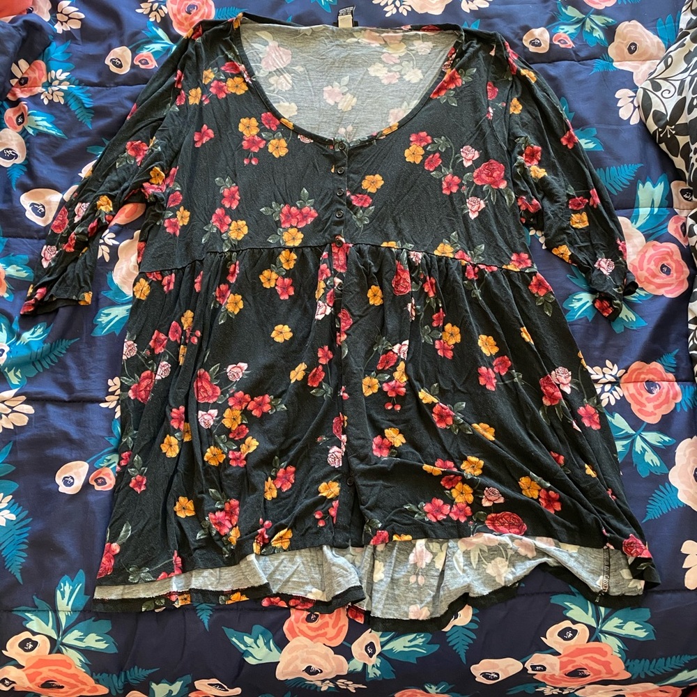 Torrid babydoll floral top